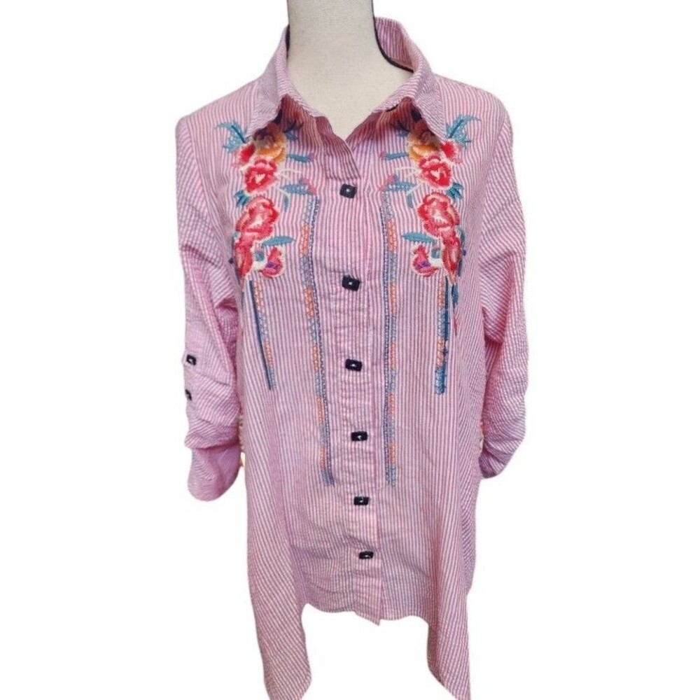 Calessa Embroidered Button Front Top Size Medium Boho Country Chic Striped